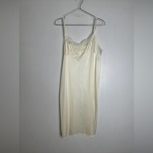 Vasaerette Size 40 Cream Slip Midi‎ Dress CP0758